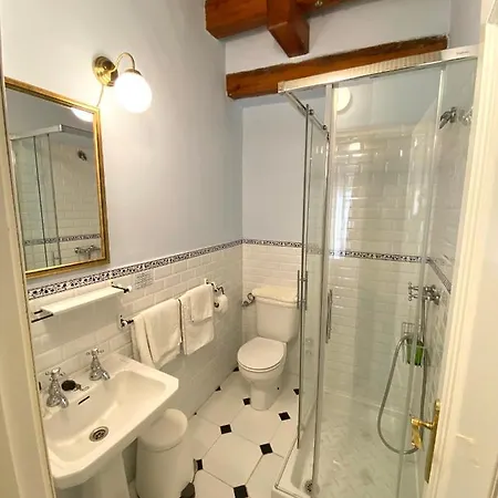 Espana Πανσιόν *